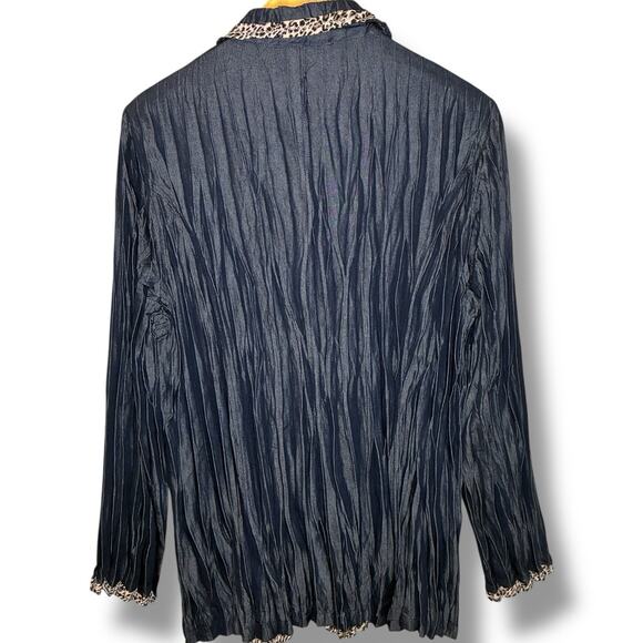 Chico's Jacket NWT Size 2 (L) Trudi Viscose Crinkle Button Up Ink Animal Trim - Picture 3 of 6